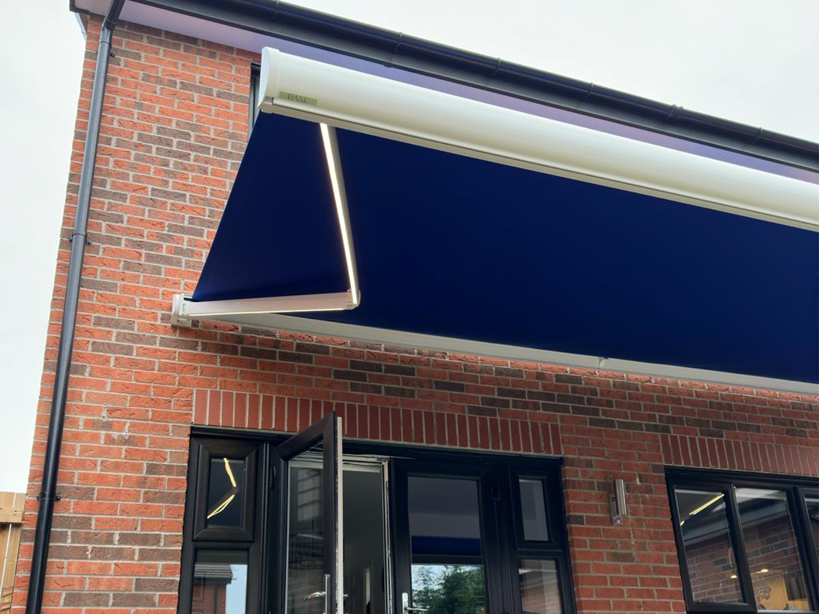 Umbra Awning Crewe